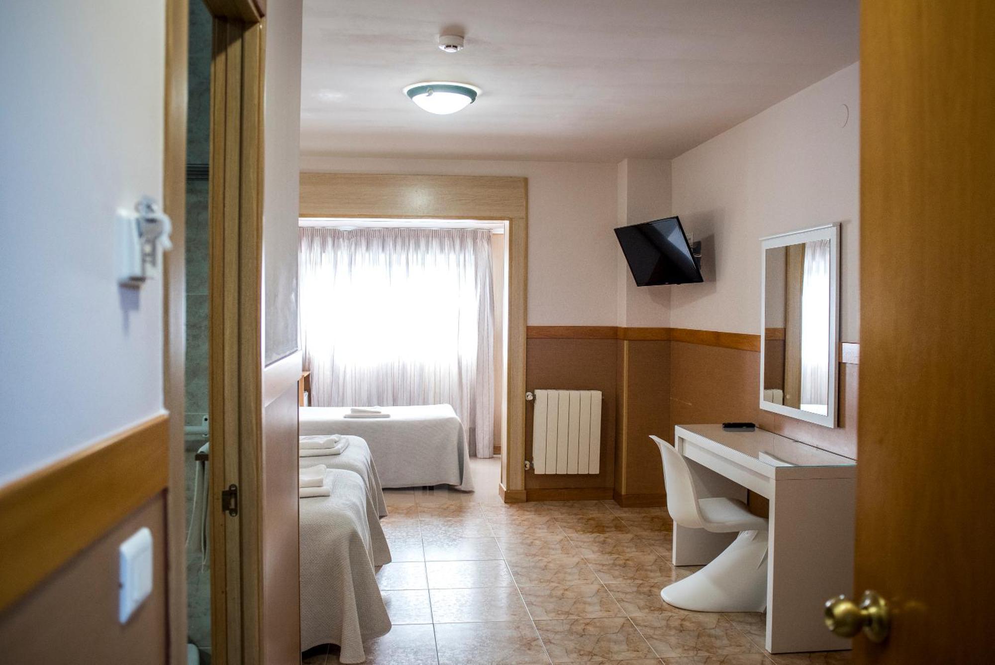 Hotel Ria De Суансес Экстерьер фото